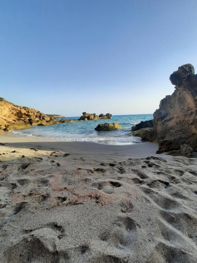 Florida Villa Porto Pino Luaran gambar